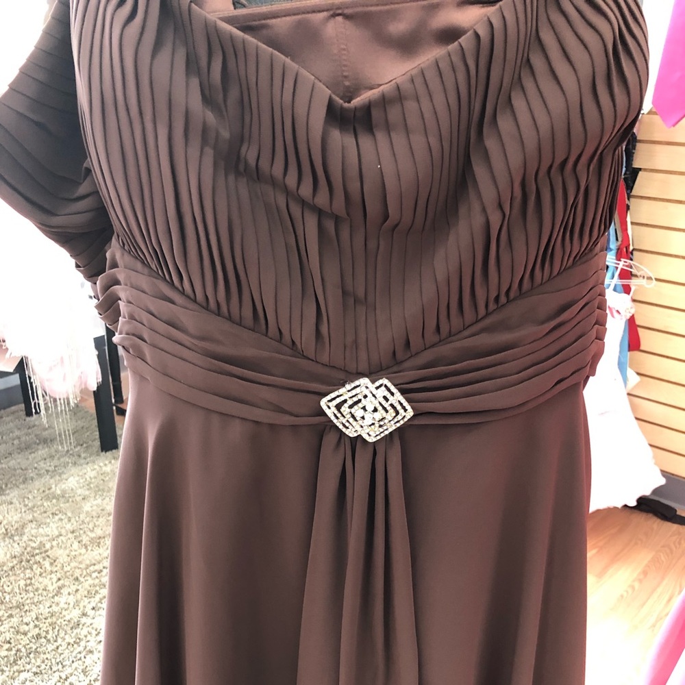 Brown Formal Dress by Milano size 7XL